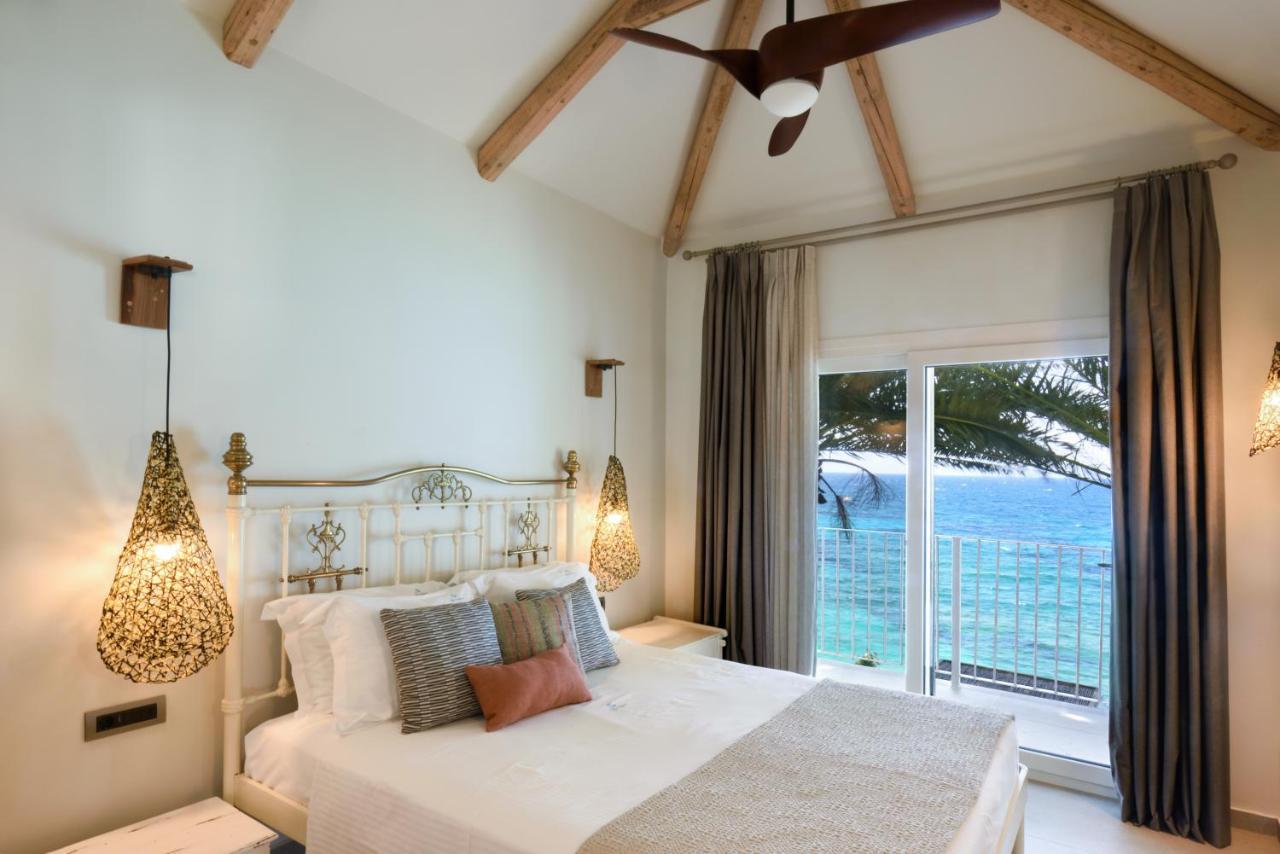 Paradisso Beach Villas ไซคิย์นธอสทาวน์ ภายนอก รูปภาพ